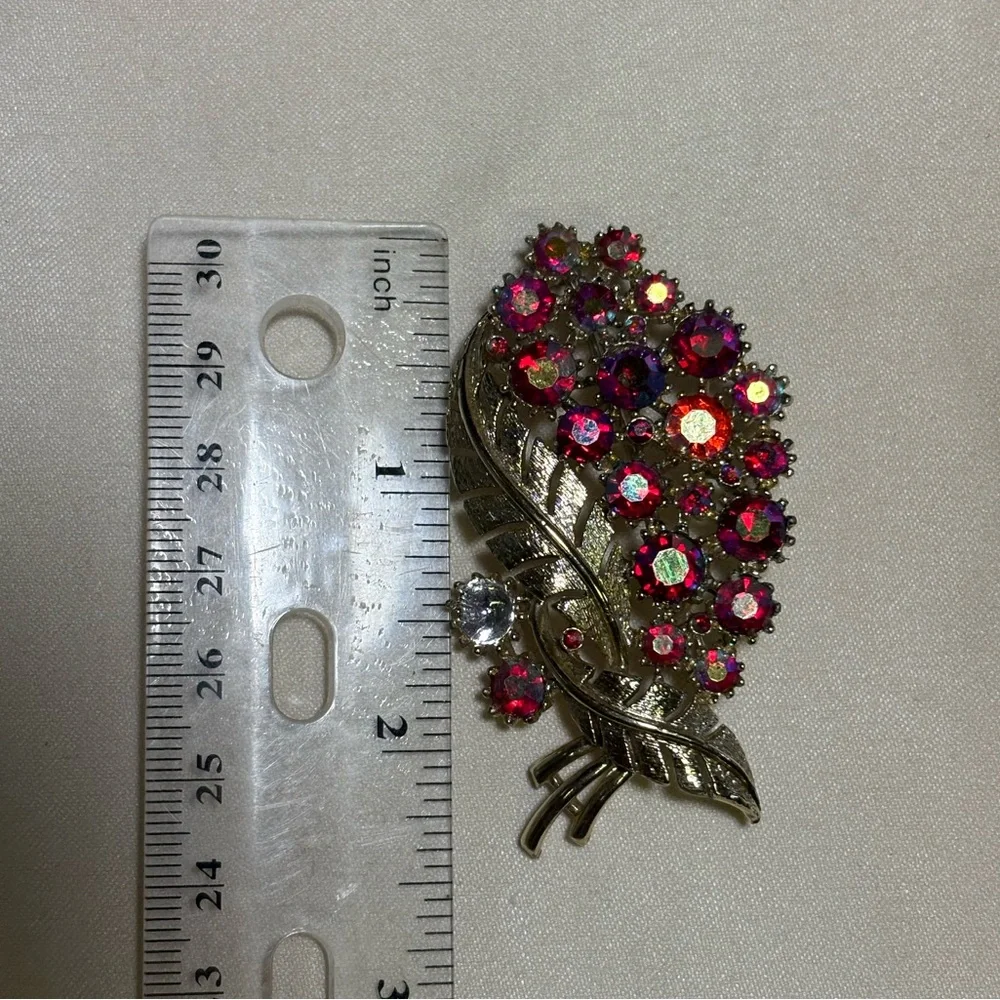 Vtg Coro Iridescent Red Rhinestone Brooch with Leaves